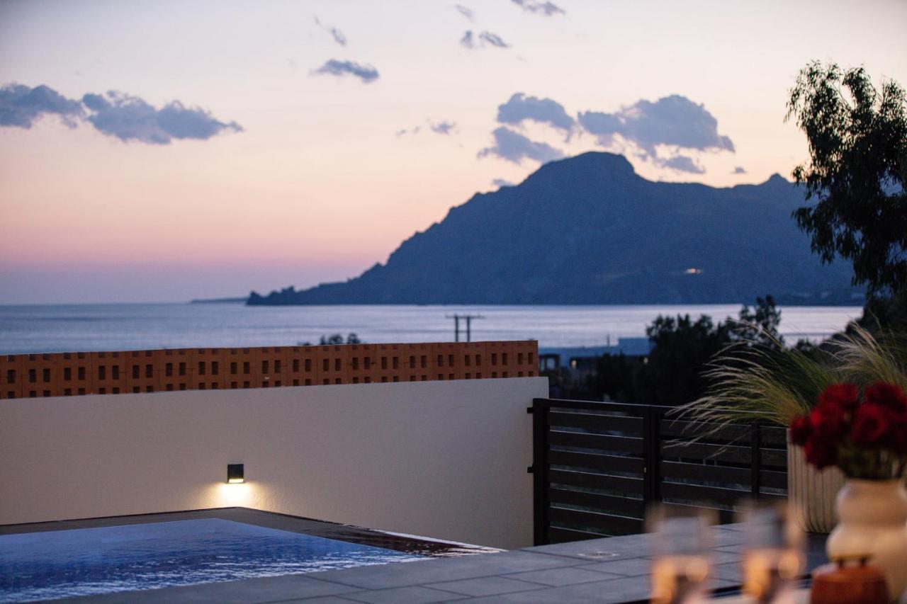 Mayeia Villas Плакиас Екстериор снимка