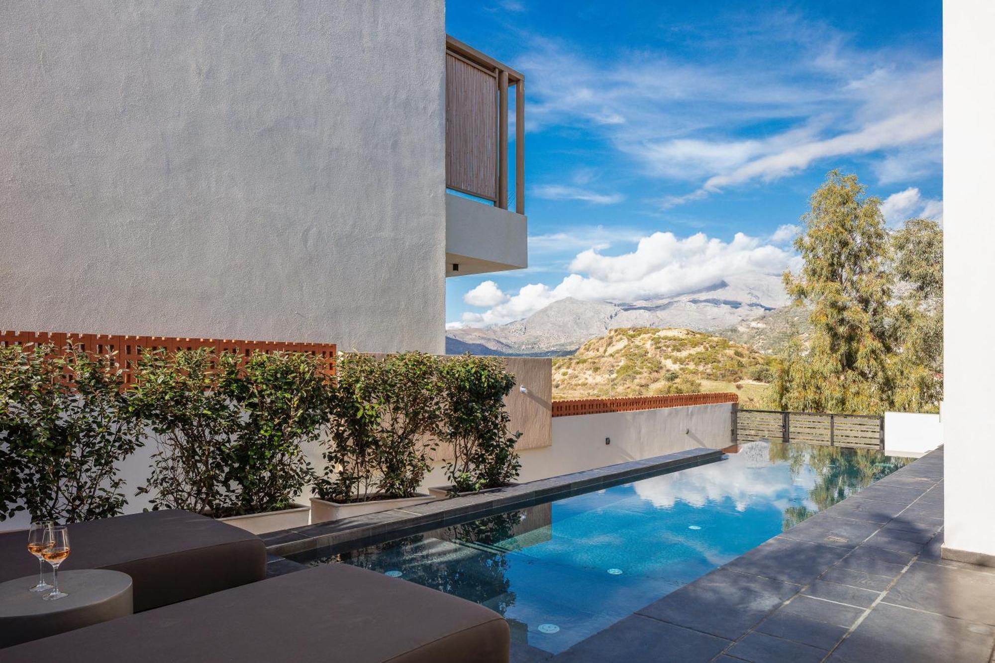 Mayeia Villas Плакиас Екстериор снимка